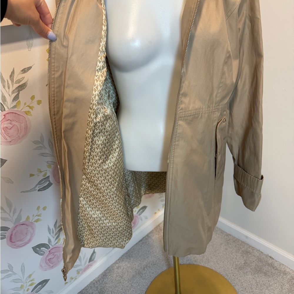 Michael Kors Tan Trench Coat - Picture 4 of 10